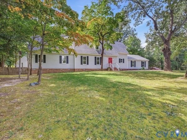 5407 Kralan Court , Chester, VA 23831