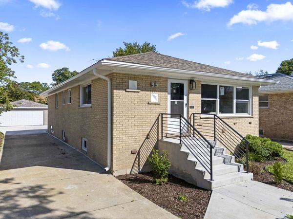 95 Erie Street , Maywood, IL 60153