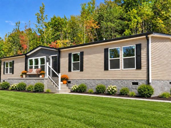 1072 Southern Oaks Road, London, KY 40741