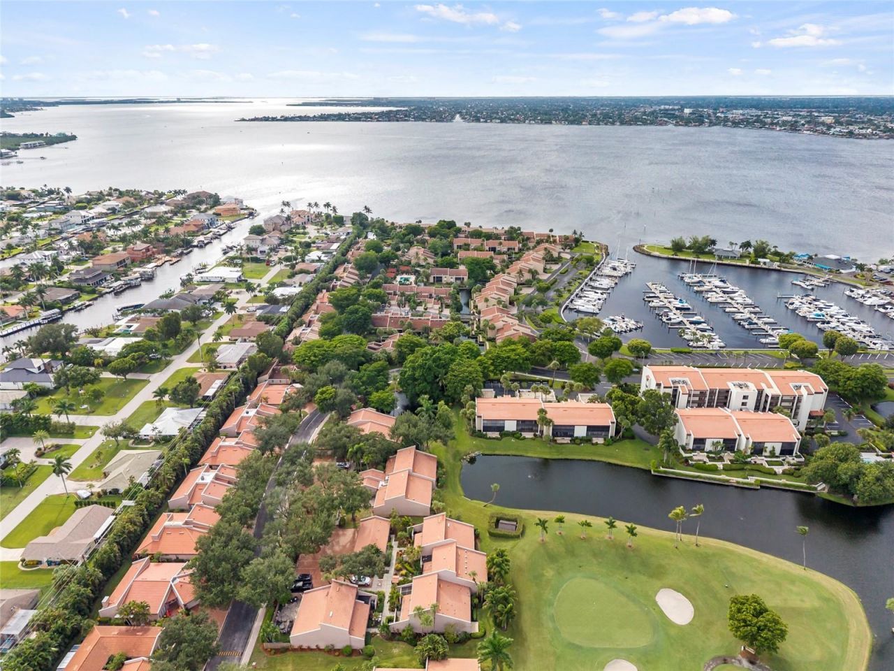 4705 S Landings Drive , Fort Myers, FL 33919 Photo