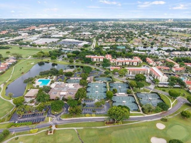 4705 S Landings Drive , Fort Myers, FL 33919 Photo