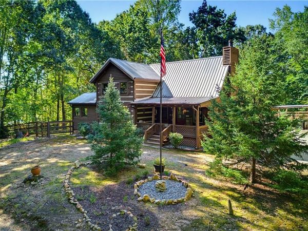 800 Seed Tick Road , Dawsonville, GA 30534