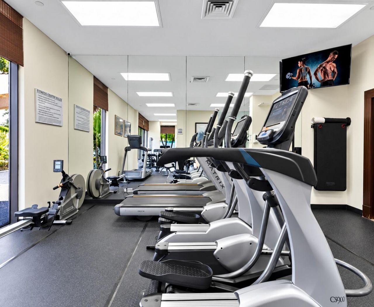 3600 Yacht Club Drive, Unit 102, Aventura, FL 33180 Photo