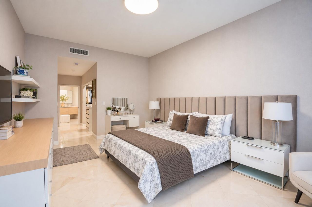 3600 Yacht Club Drive, Unit 102, Aventura, FL 33180 Photo