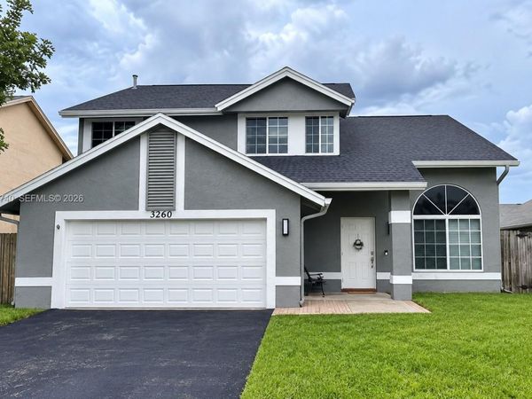 3260 NW 122nd Ave , Sunrise, FL 33323