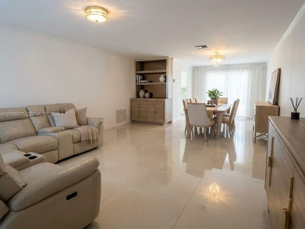 9067 SW 1st Rd , Unit 9067, Boca Raton, FL 33428