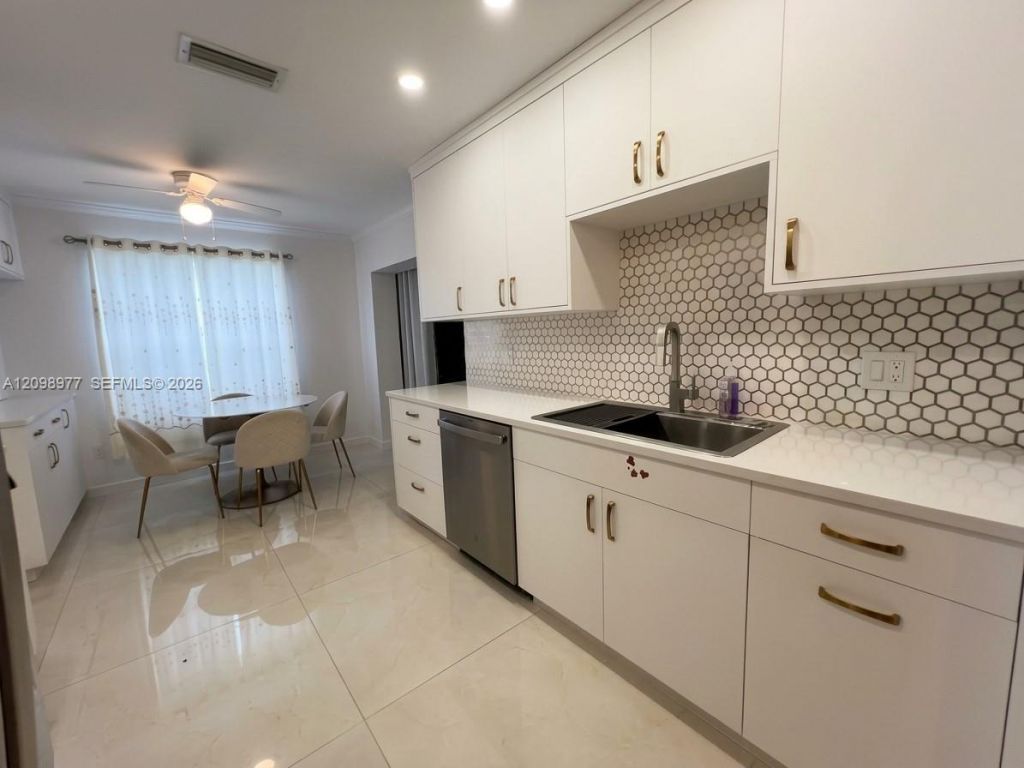 9067 SW 1st Rd , Unit 9067, Boca Raton, FL 33428 Photo
