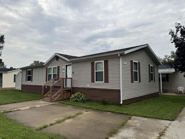 421 Cheyenne River Drive, Adrian, MI 49221