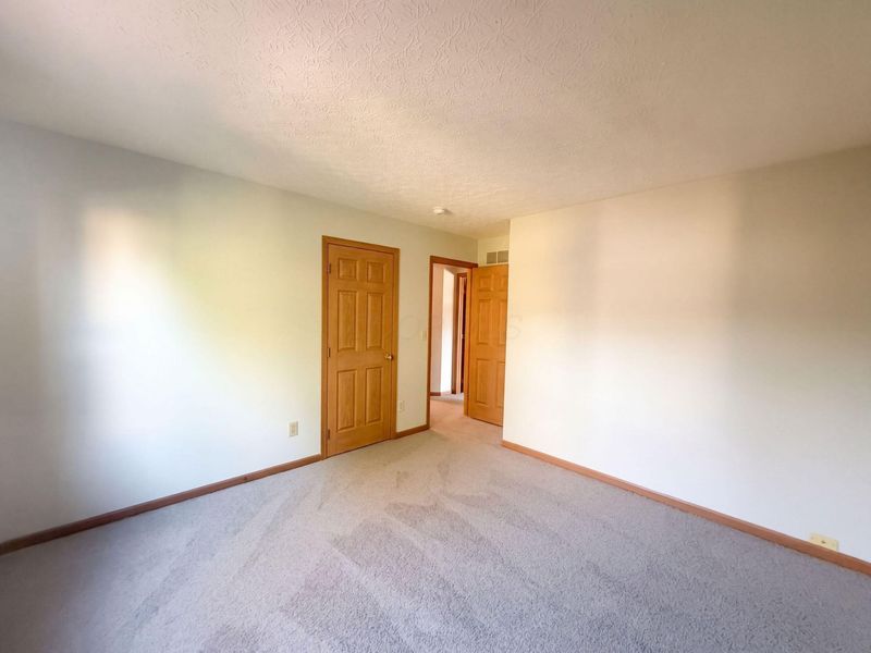232 Brownstone Court , Westerville, OH 43081 Photo 16