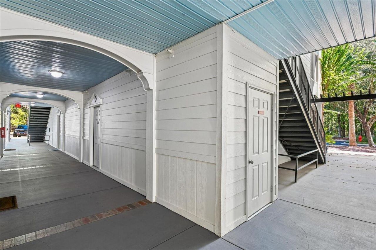 1501 Basildon Road Photo 4