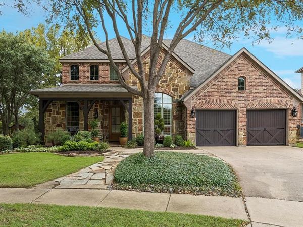 2101 Meadows Avenue, Lantana, TX 76226