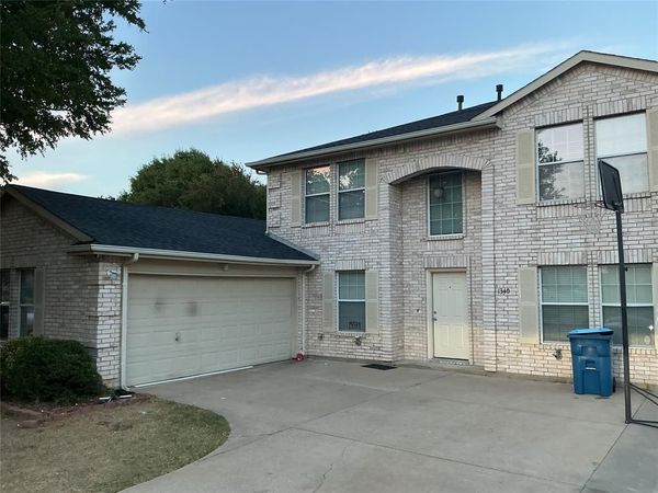 1340 Lake Grove Lane, DeSoto, TX 75115