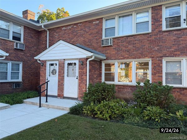 2710 South Rd, Unit F7, Poughkeepsie, NY 12601