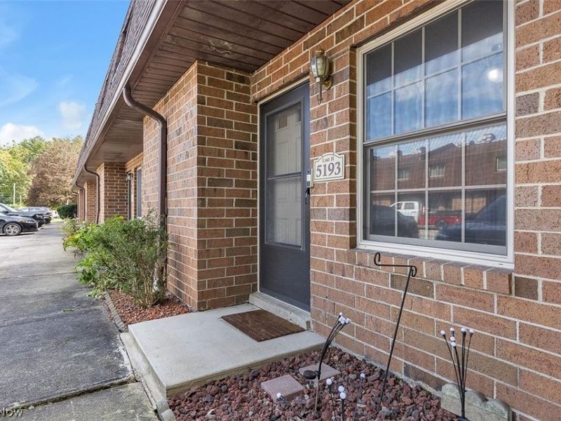 5193 Cline Road, Unit H, Kent, OH 44240 Photo 2