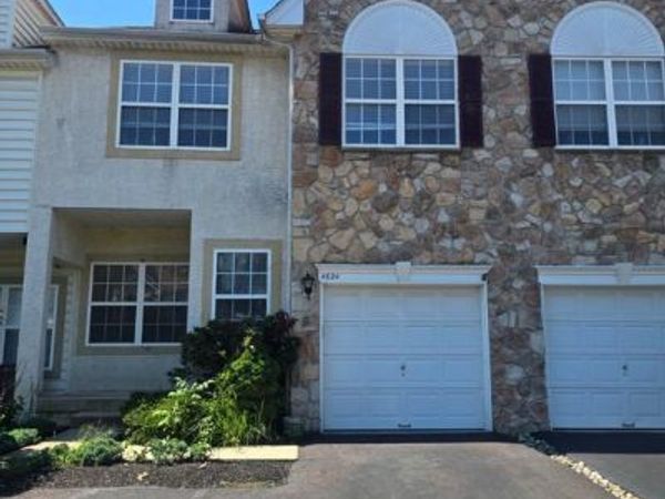 4624 OLD OAK ROAD , DOYLESTOWN, PA 18902
