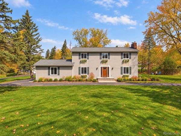 1848 Packer Road, Bloomfield Hills, Mi 48302