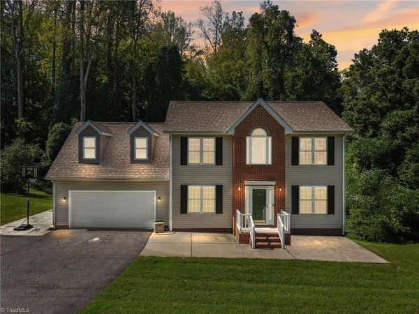 1105 Fox Hunt Lane , Reidsville, NC 27320