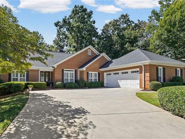 1010 Brooksglen Drive, Roswell, GA 30075
