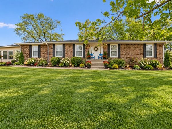 7102 Hartsville Pike , Lebanon, TN 37087