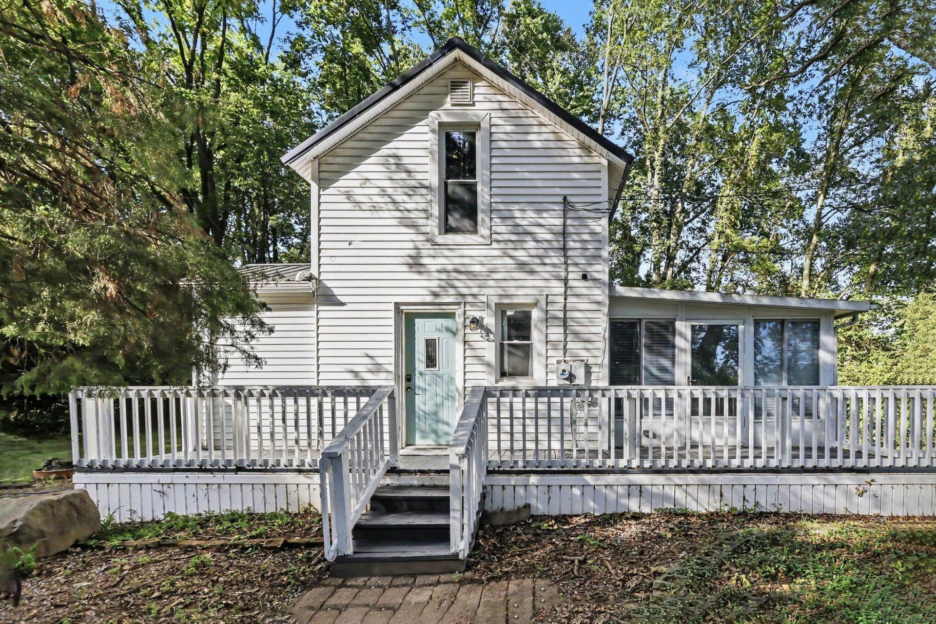 10088 N Tudor Road, Berrien Springs, MI 49103 Main Photo