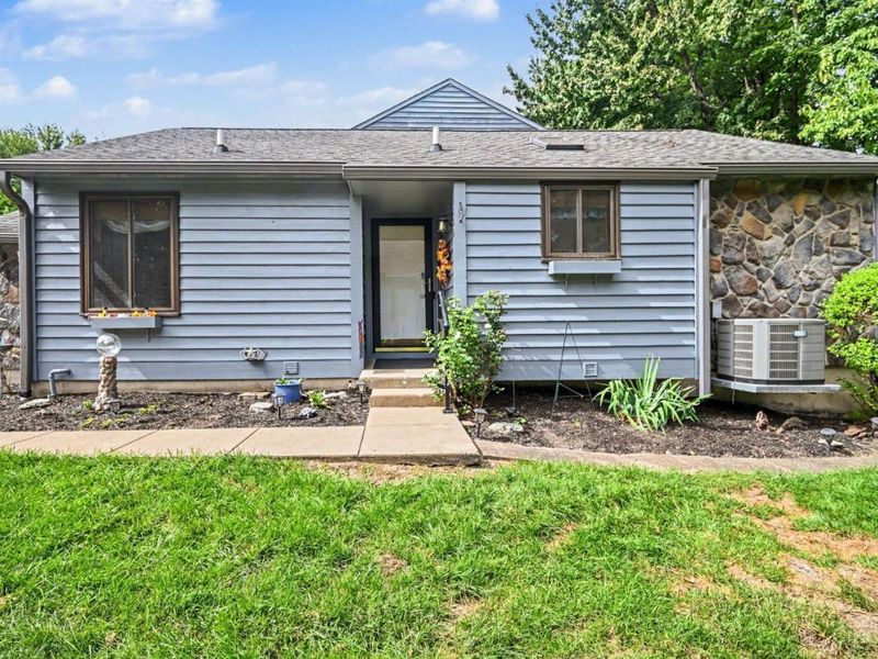 1186 Lamplighter Way, Union Township, OH 45245 Photo 1