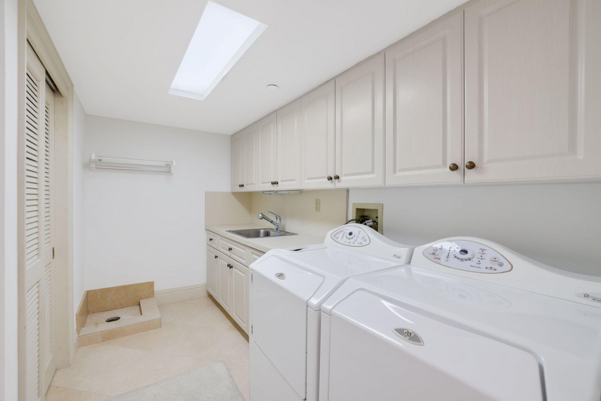 2727 S Ocean Boulevard, Unit 1502, Highland Beach, FL 33487 Photo