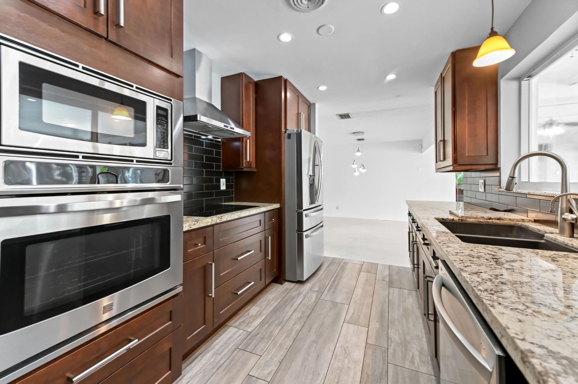 999 NW 3rd Avenue, Boca Raton, FL 33432 Photo