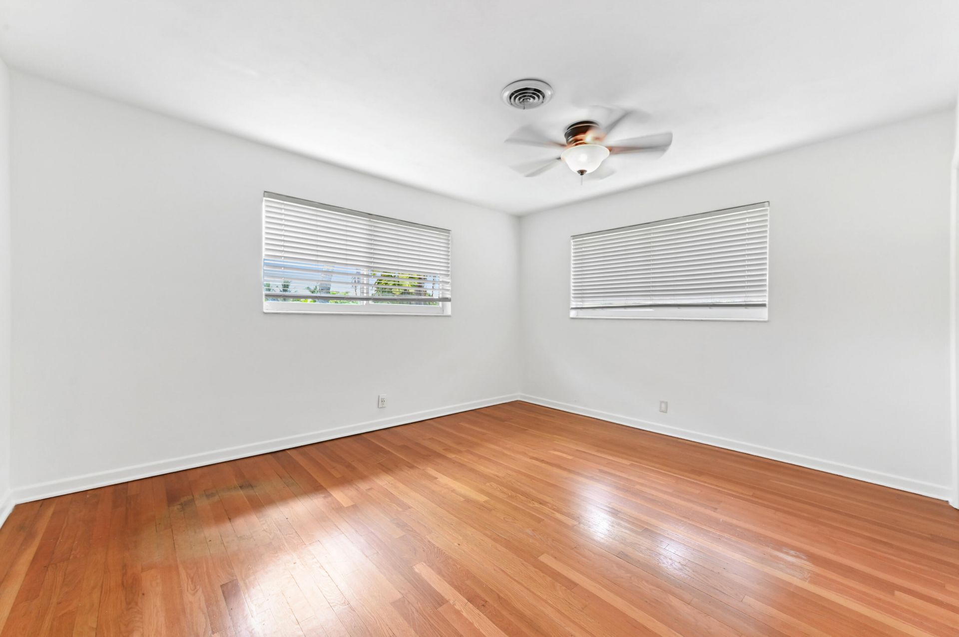 999 NW 3rd Avenue, Boca Raton, FL 33432 Photo
