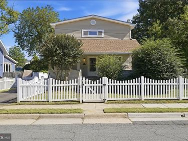 2501 DEWITT AVENUE, ALEXANDRIA, VA 22301