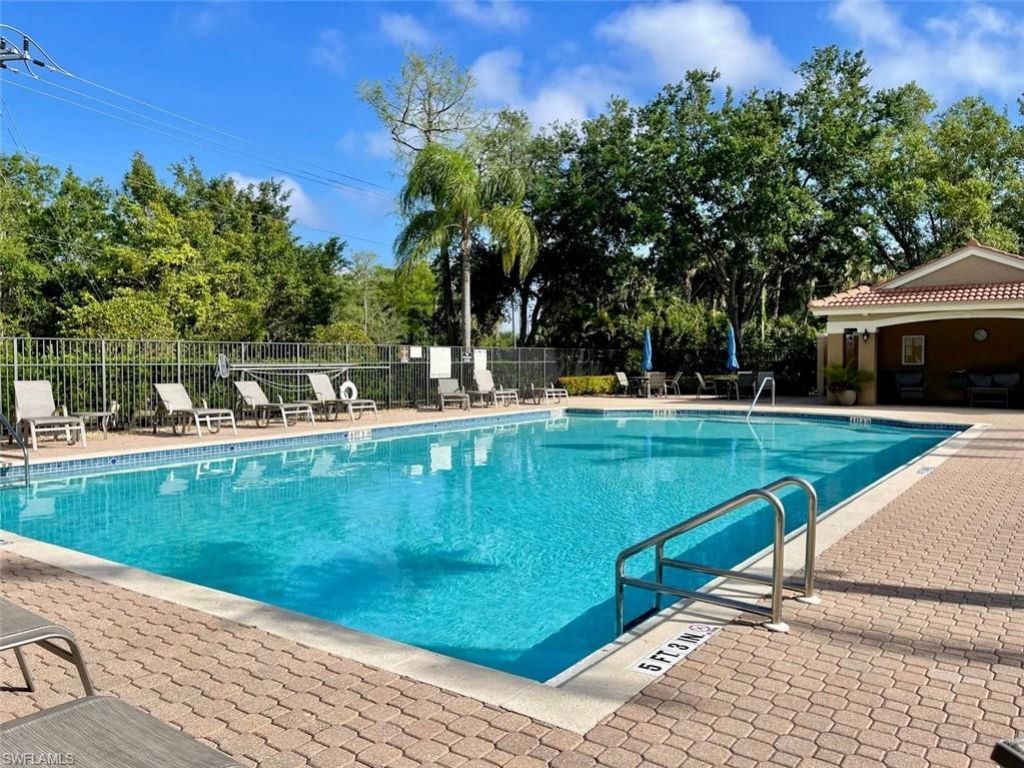 6810 Huntington Lakes Cir , Unit 202, Naples, FL 34119 Photo