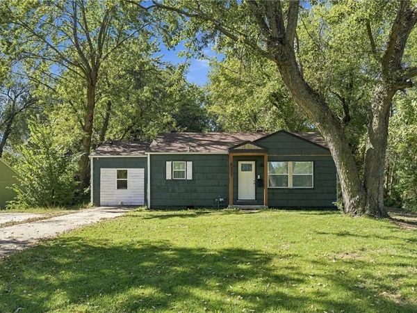 8630 James A. Reed Road, Raytown, MO 64138