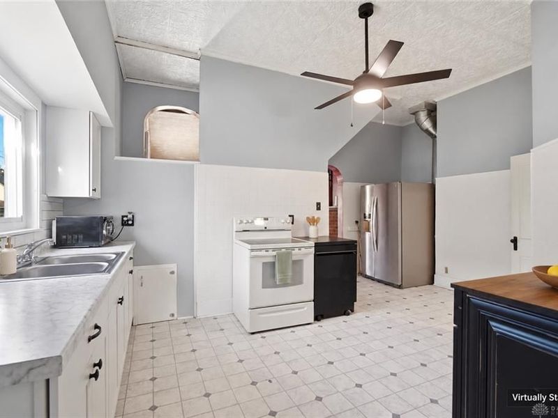 22 S Limestone Street, Jamestown, OH 45335 Photo 14