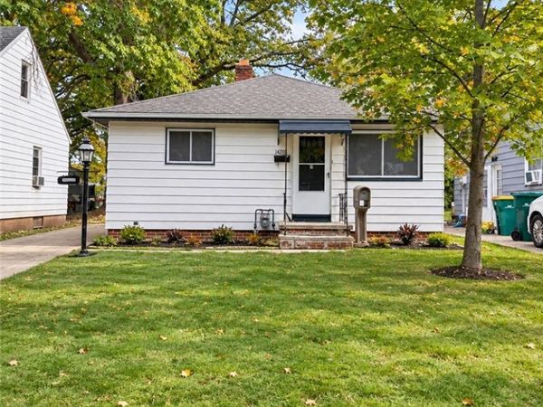 14209 Brunswick Avenue , Maple Heights, OH 44137