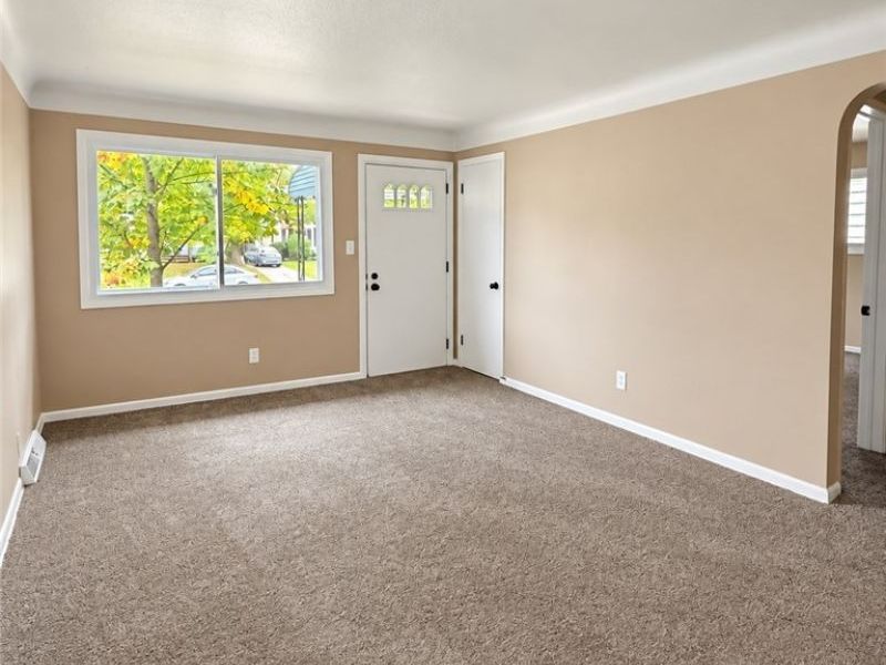 14209 Brunswick Avenue, Maple Heights, OH 44137 Photo 3