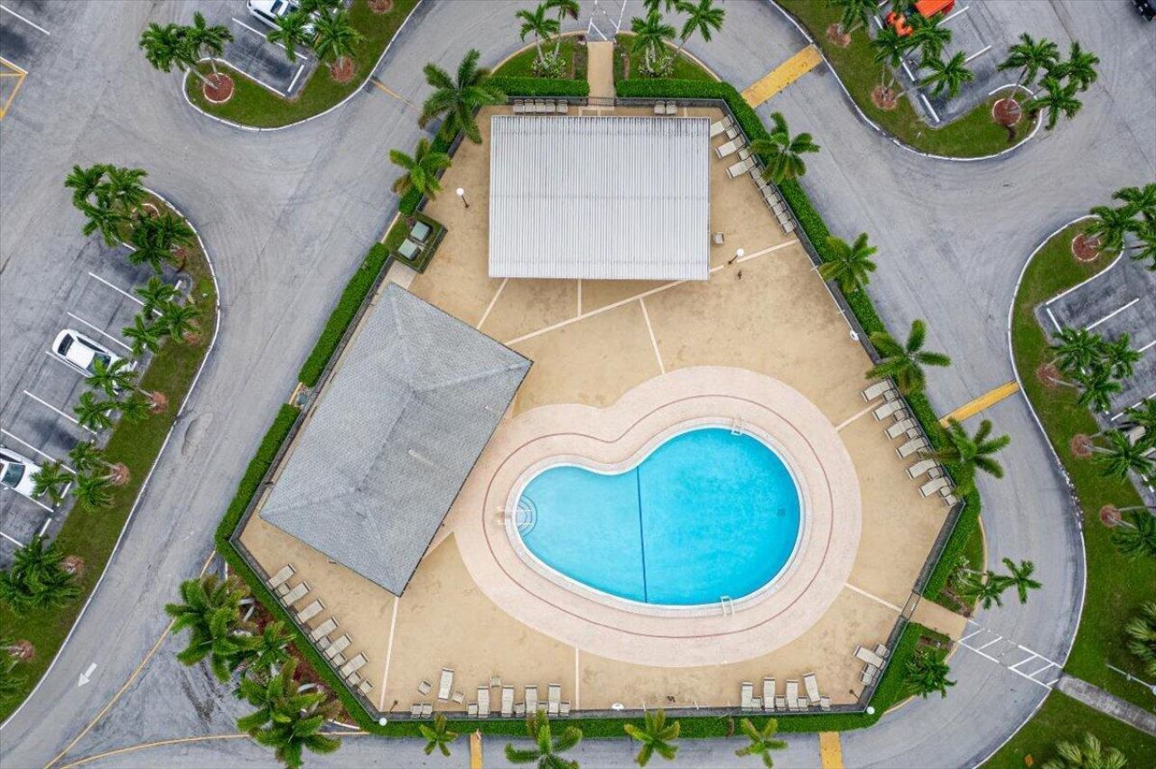 1018 Newcastle A, Unit A, Boca Raton, FL 33434 Photo