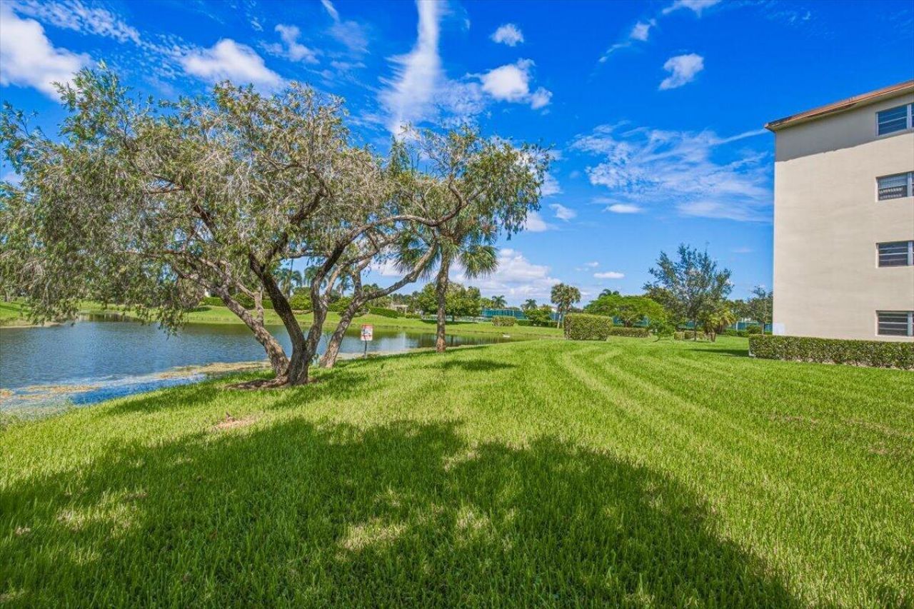 1018 Newcastle A, Unit A, Boca Raton, FL 33434 Photo