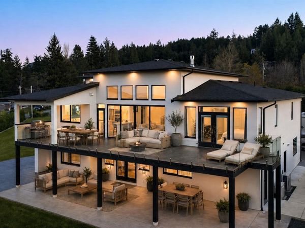755 Butterfield Rd , Mill Bay, BC V8H 1B6