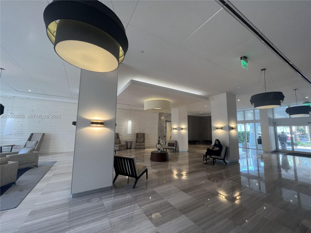 100 Bayview Dr , Unit 2012, Sunny Isles Beach, FL 33160 Photo