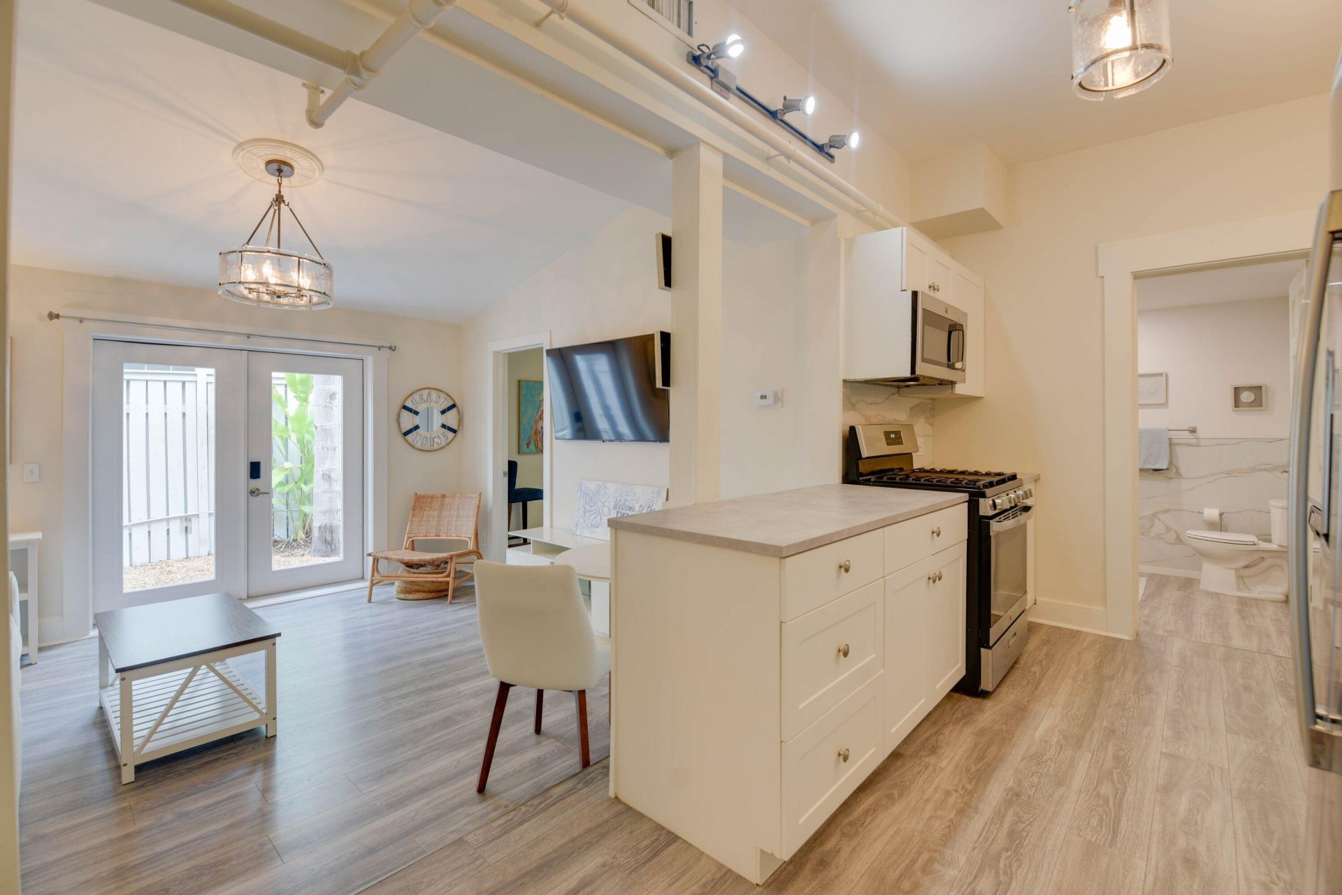 927 Thomas Street, Unit 1, Key West, FL 33040 Photo