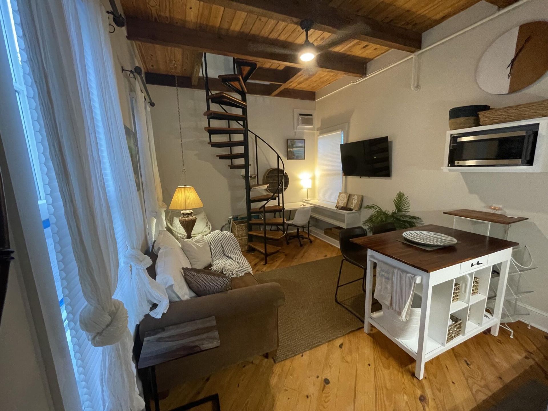 927 Thomas Street, Unit 1, Key West, FL 33040 Photo