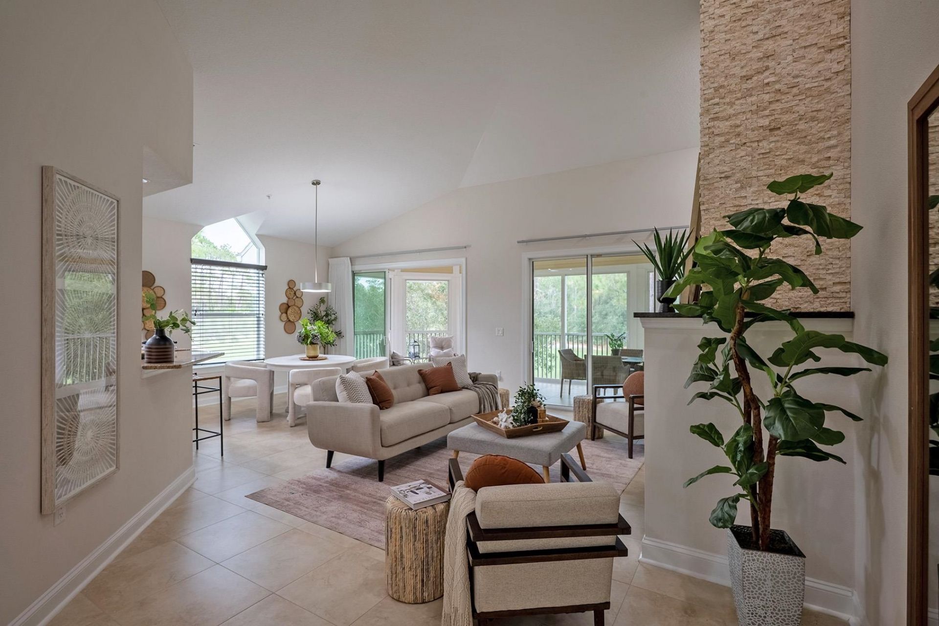 335 N Shore Cir Saint Augustine, FL 32092