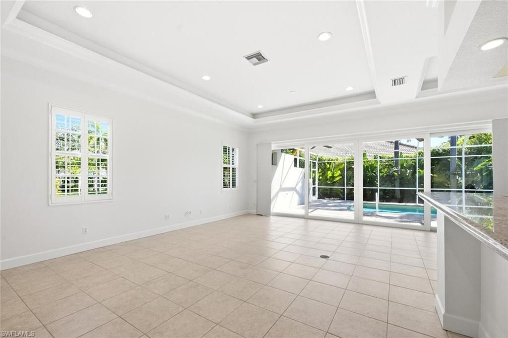 14798 Glen Eden Dr, Naples, FL 34110 Photo