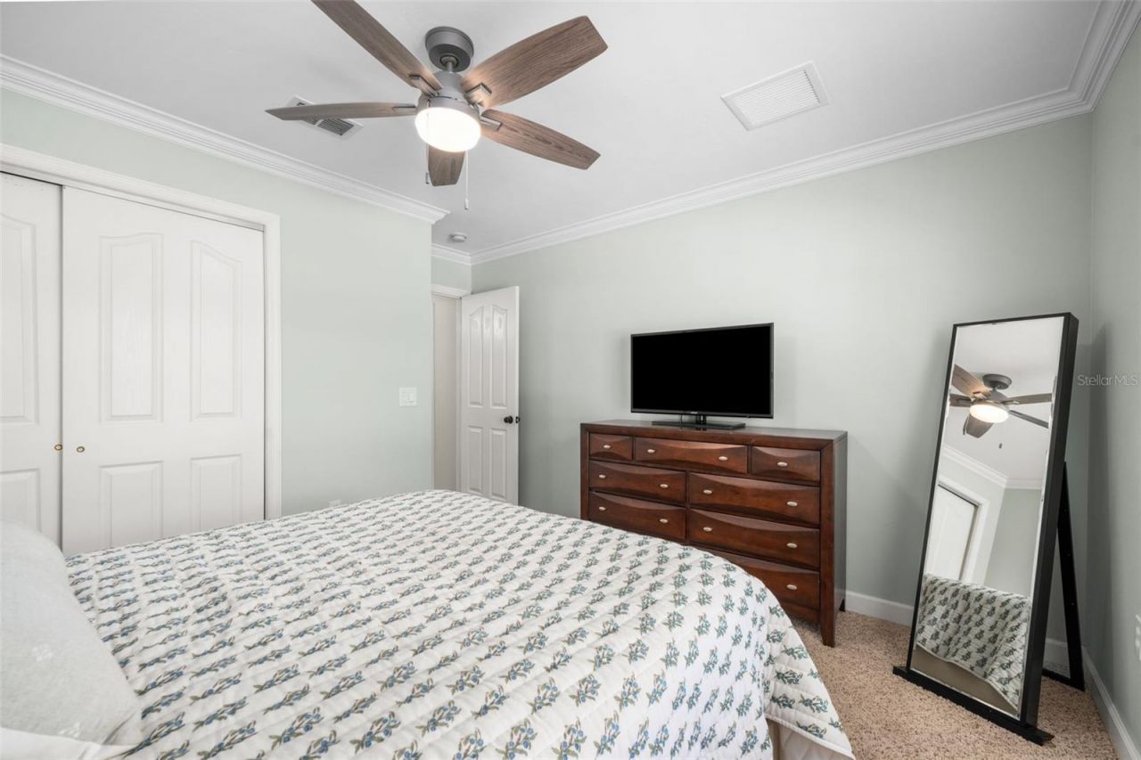 10527 NW 14th Place , Gainesville, FL 32606 Photo