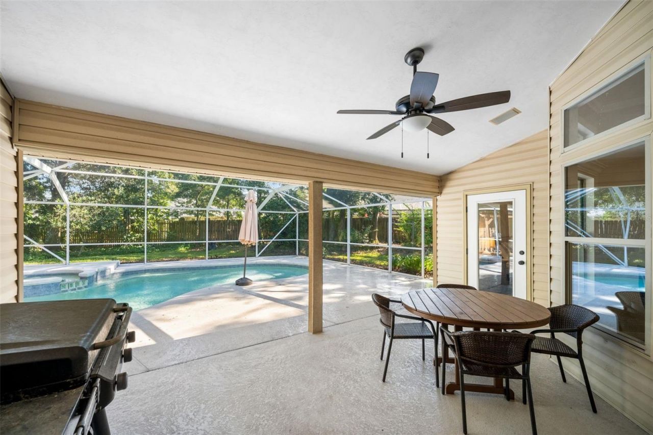10527 NW 14th Place , Gainesville, FL 32606 Photo