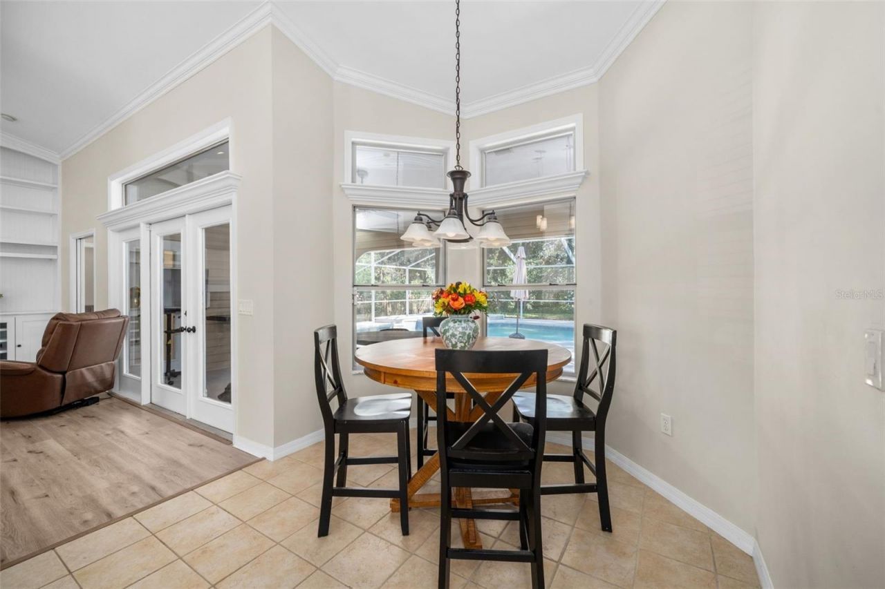 10527 NW 14th Place , Gainesville, FL 32606 Photo