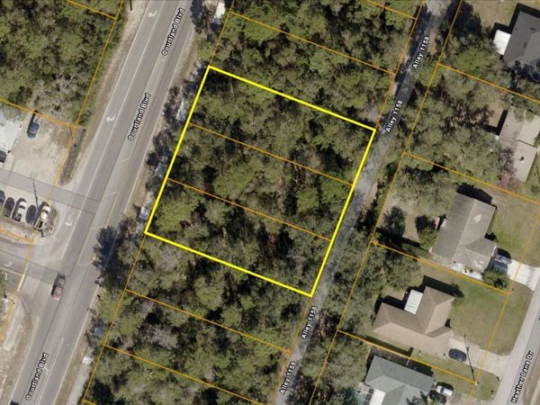 87 COURTLAND BOULEVARD , DELTONA, FL 32738