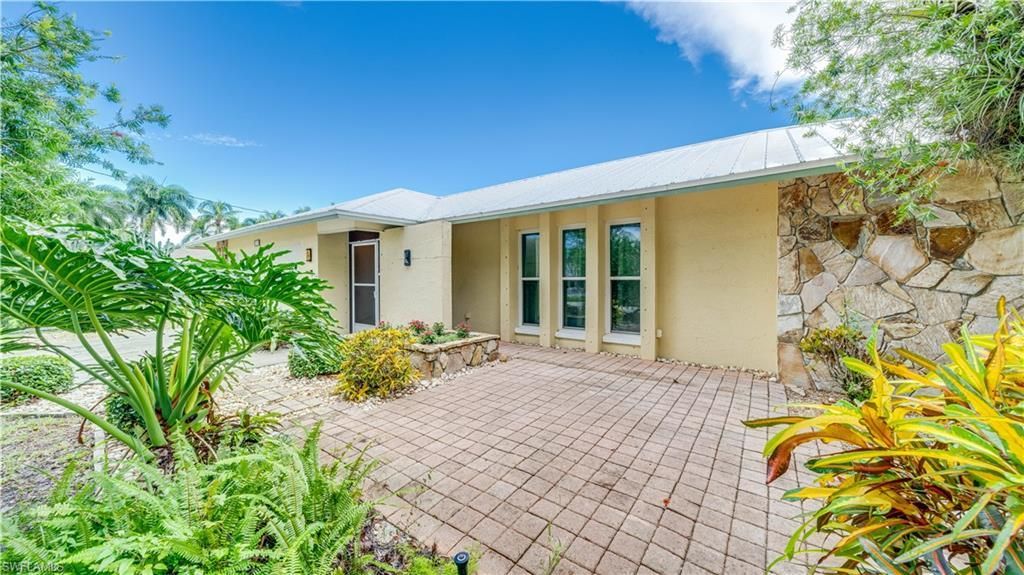 1709 SE 44th St, Cape Coral, FL 33904 Photo