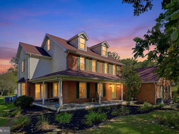 951 PORTERS ROAD, SPRING GROVE, PA 17362
