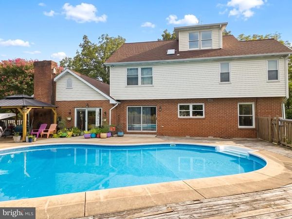 951 PORTERS ROAD, SPRING GROVE, PA 17362