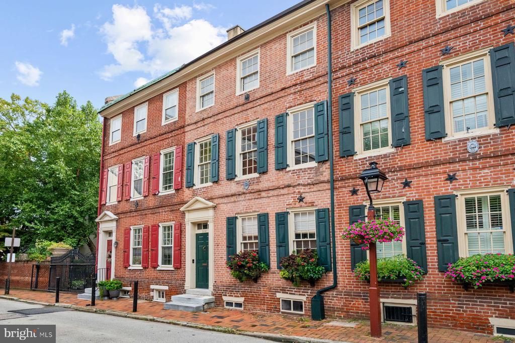 306 CYPRESS STREET , PHILADELPHIA, PA 19106
